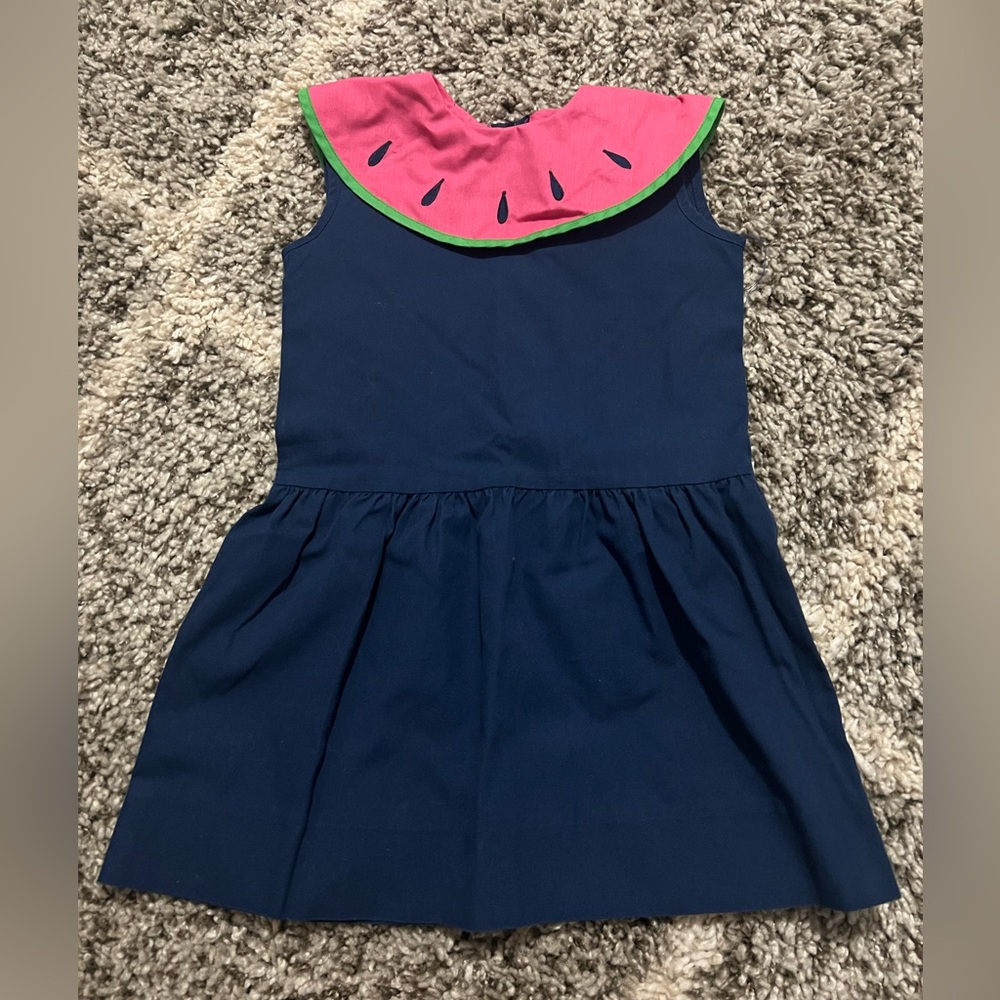 Lisa Jackson
Size 4